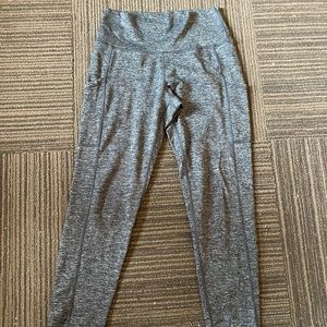 Aerie Chill. Play. Move leggings with pockets